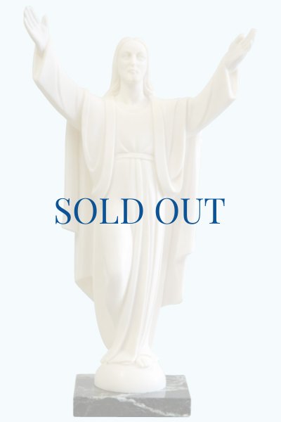 画像1: プラストマーブル製　復活のキリスト像　30cm 白 (1)