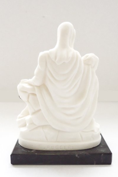 画像3: プラストマーブル製　ピエタ（大理石台座）約11cm 白 (3)