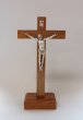 画像1: 卓上十字架  木製　H18.5cm (1)