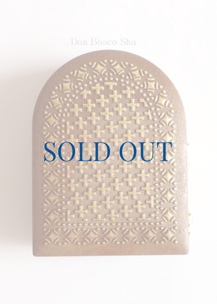 画像3: ★20％OFF★卓上置物 2面板絵　街角のマリア　NB (3)