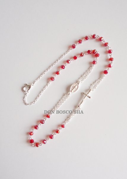 画像2: ネックレス ロザリオ 3連 ミニ十字架&不思議のメダイ付き 赤 NB (2)