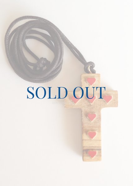 画像2: ★20％OFF★ペンダント　オリーブ製　ハート柄十字架　 (2)