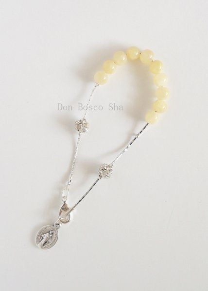 画像2: ロザリオブレスレット　天然石(染色ひすい)6mm珠　ベージュ (2)