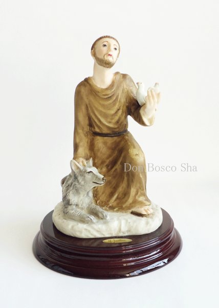 画像1: プラストマーブル製　アシジの聖フランシスコとオオカミ像（木製台座）カラー 19cm (1)