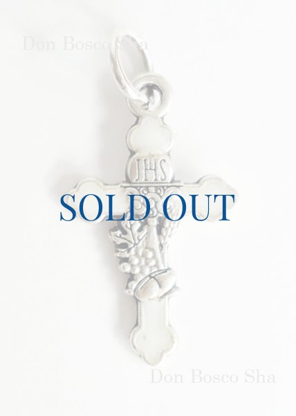 画像1: ミニ十字架 カリスとホスチア 麦ぶどう　銀色 (1)