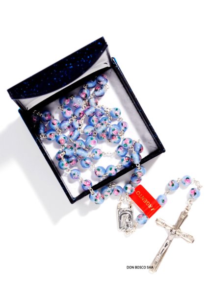 画像2:  ロザリオ　シルバー925＆花柄ベネチアン珠　水色 【返品不可商品】 ※店頭在庫残り一点 (2)