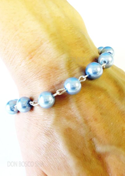 画像4: ロザリオブレスレット パール調8mm珠 天使 ブルー ※在庫僅少 (4)