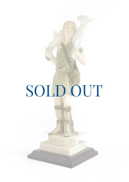 画像3: 善き牧者像　約20cm カラー（木製台座）　※在庫僅少 (3)