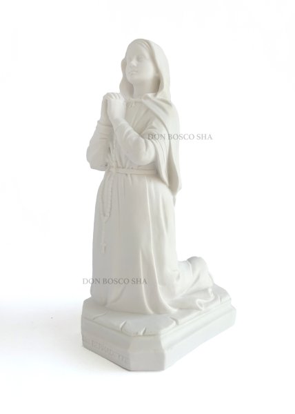 画像2: プラストマーブル製　聖ベルナデッタ像　約20cm 白　※在庫僅少 (2)