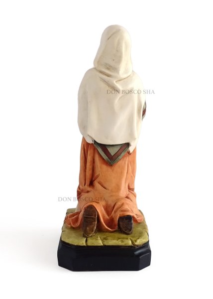 画像4: プラストマーブル製　聖ベルナデッタ像　約19cm カラー※店頭在庫一点のみ (4)