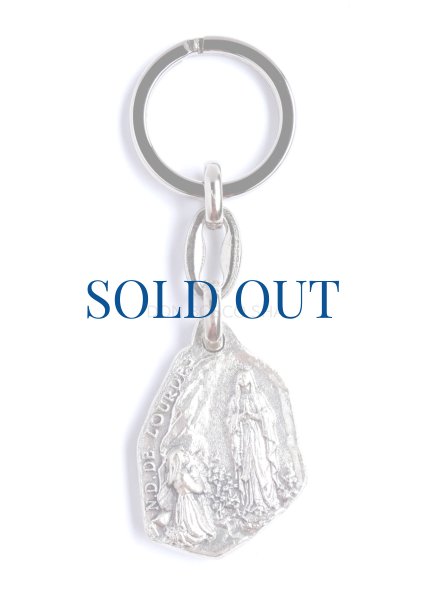 画像1: キーホルダー　両面　ベルナデッタとルルドのマリア/ルルドの大聖堂 NB (1)