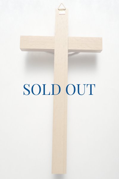 画像2: 壁掛十字架 木製 ナチュラル&茶2色 中央組木 ライン H21.1cm　 (2)