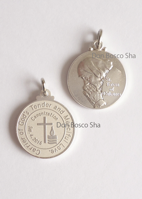 マザー テレサ 列聖記念メダイ 真鍮製 銀メッキ 直径mm 日本製 ドン ボスコ社